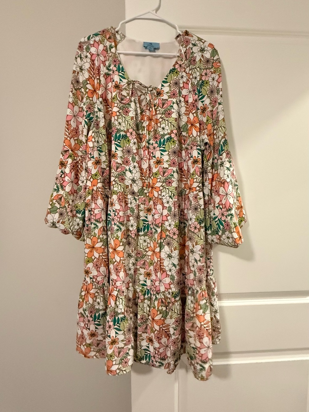 CeCe Light Blue Brand Label Top - Picture 13 of 16